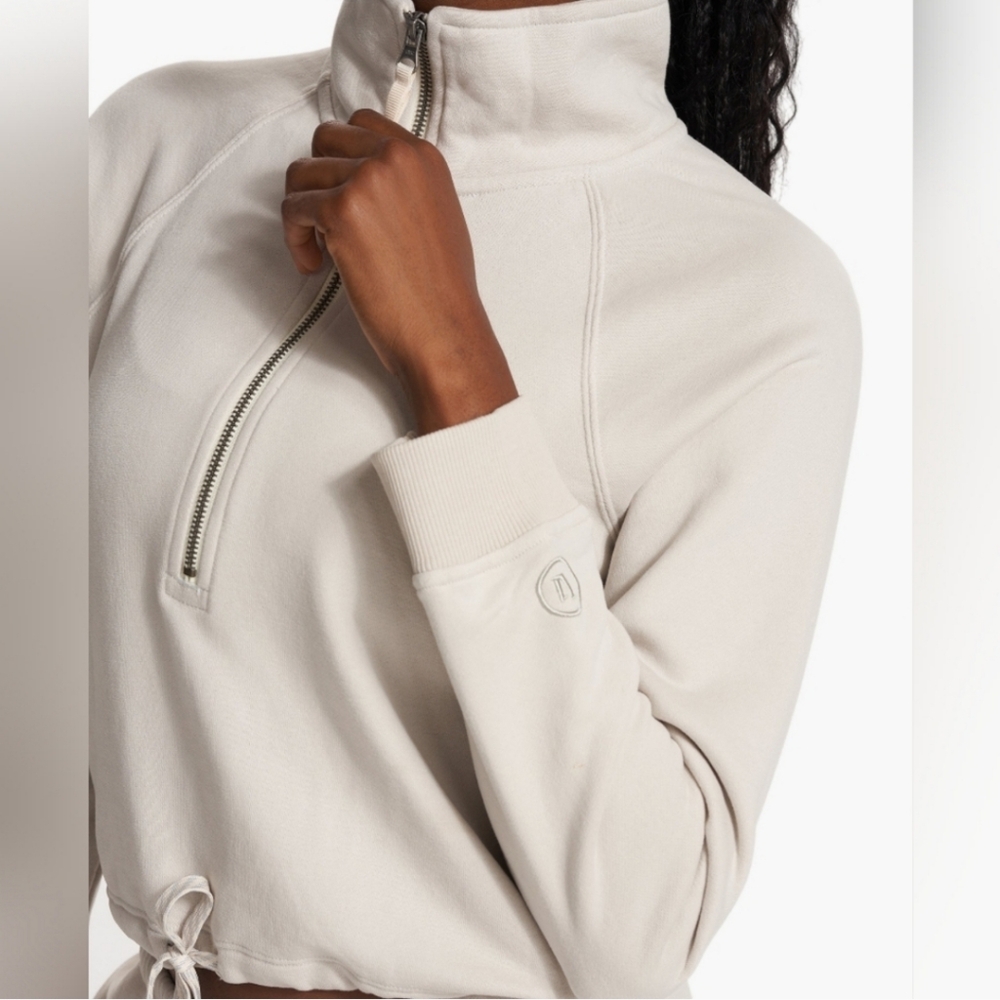 Vuori Cream Quarter-Zip Sweatshirt